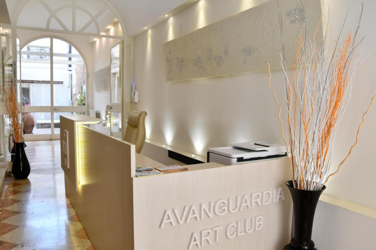 Avanguardia Art Club Ferrara Kültér fotó