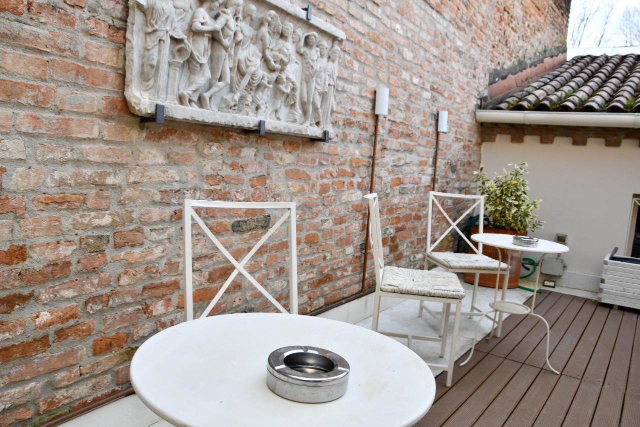 Avanguardia Art Club Ferrara Kültér fotó